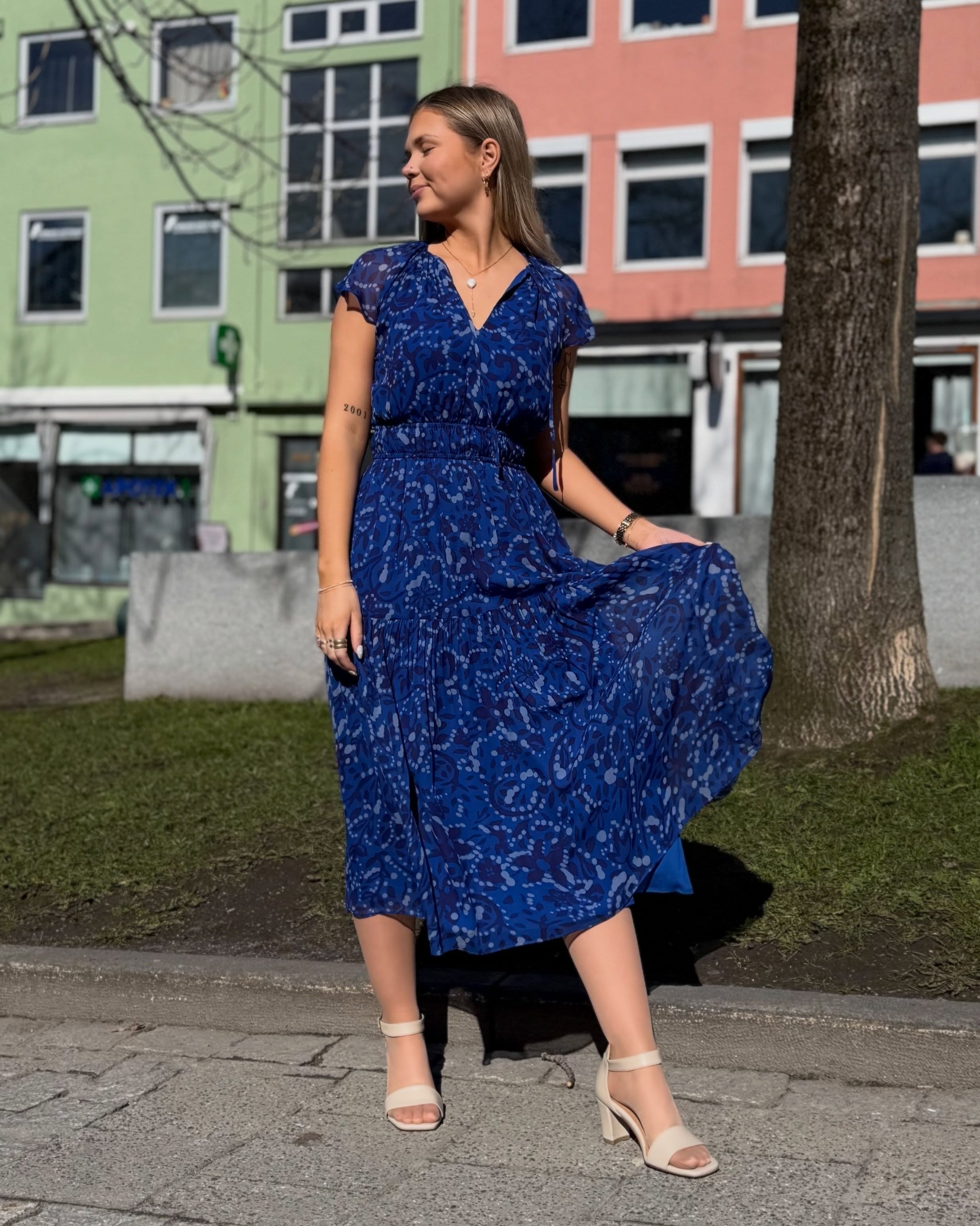 Pumps til den klassiske festkjolen